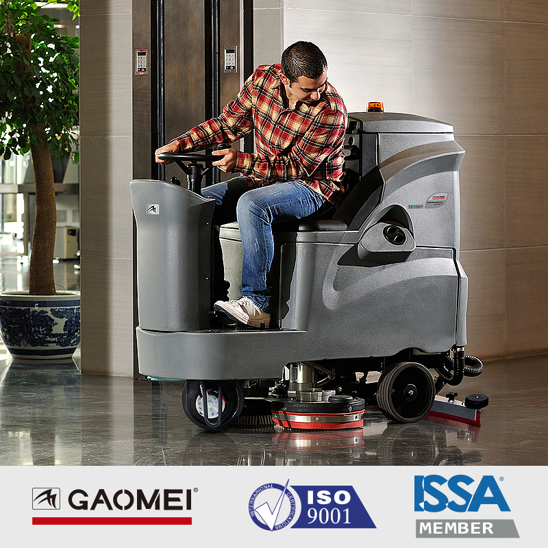 駕駛式洗地機，地下停車場專用洗地機