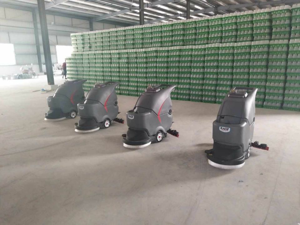 擦地機(jī)生產(chǎn)廠家實(shí)力源自哪里？